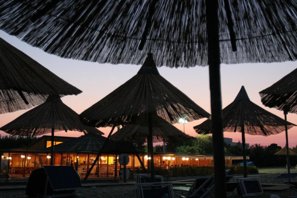 African Beach Hotel-Residence Manfredonia Esterno foto