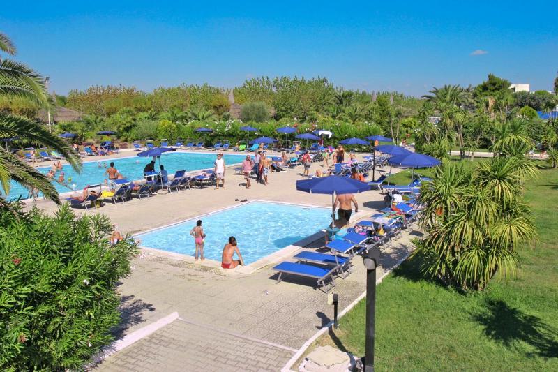 African Beach Hotel-Residence Manfredonia Esterno foto