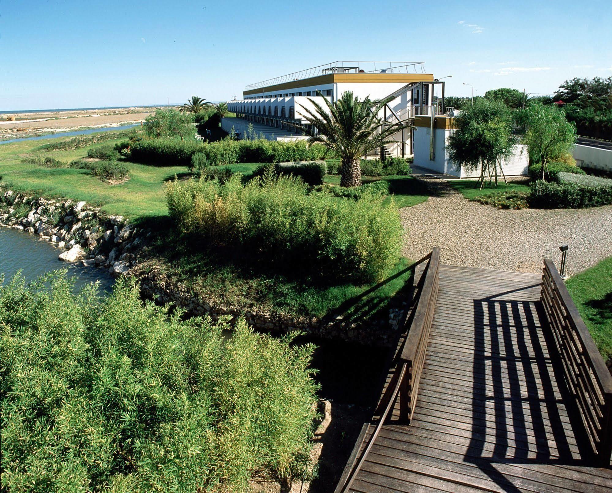 African Beach Hotel-Residence Manfredonia Esterno foto