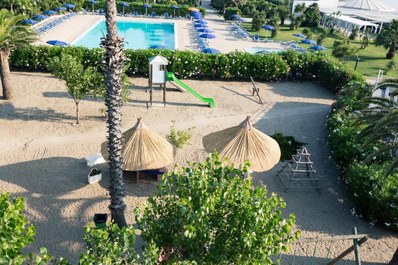 African Beach Hotel-Residence Manfredonia Esterno foto