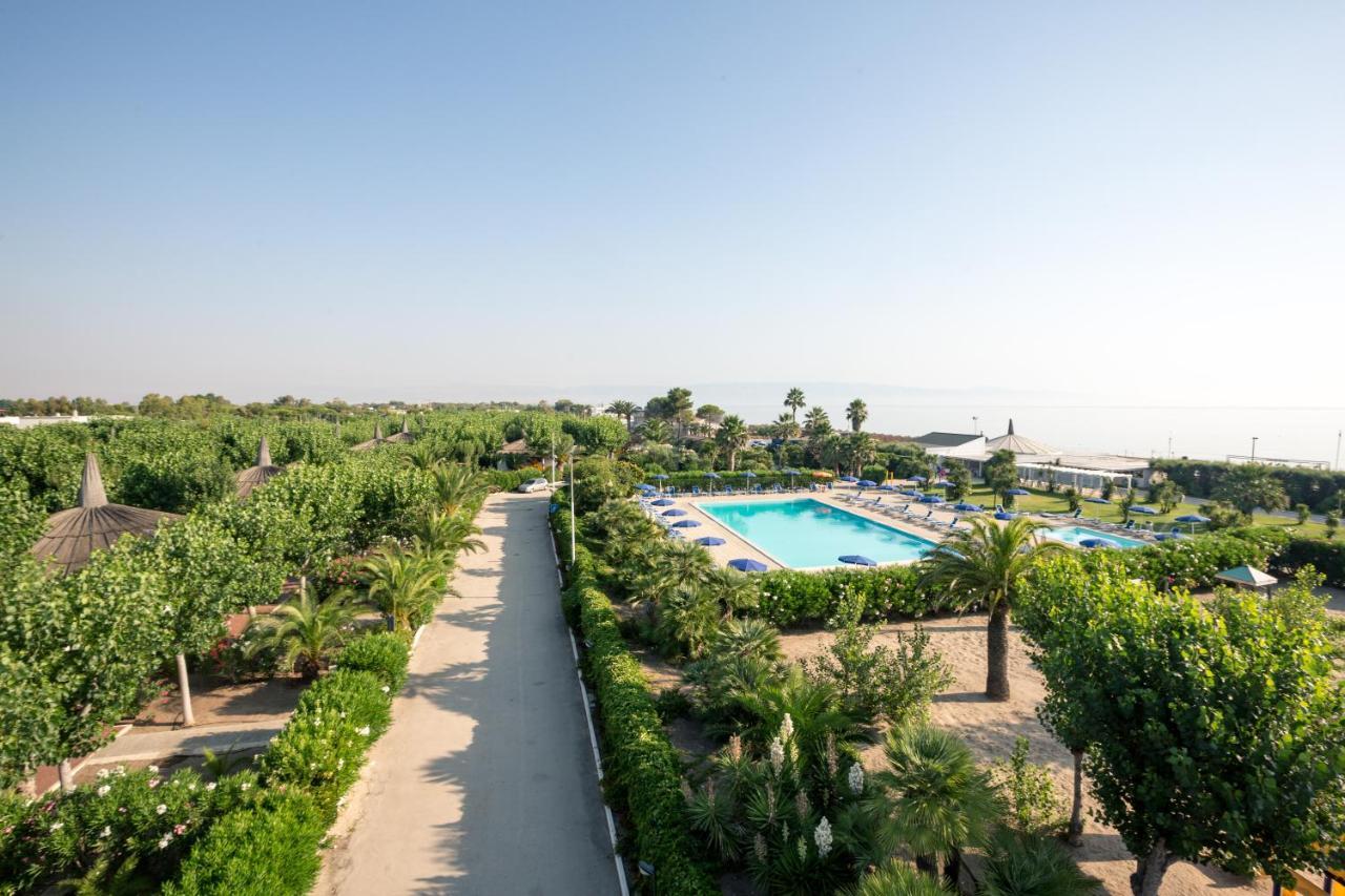 African Beach Hotel-Residence Manfredonia Esterno foto