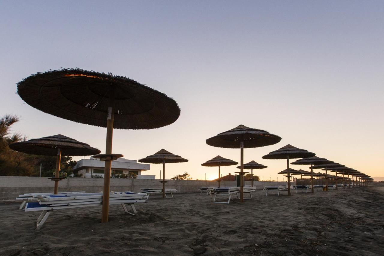 African Beach Hotel-Residence Manfredonia Esterno foto
