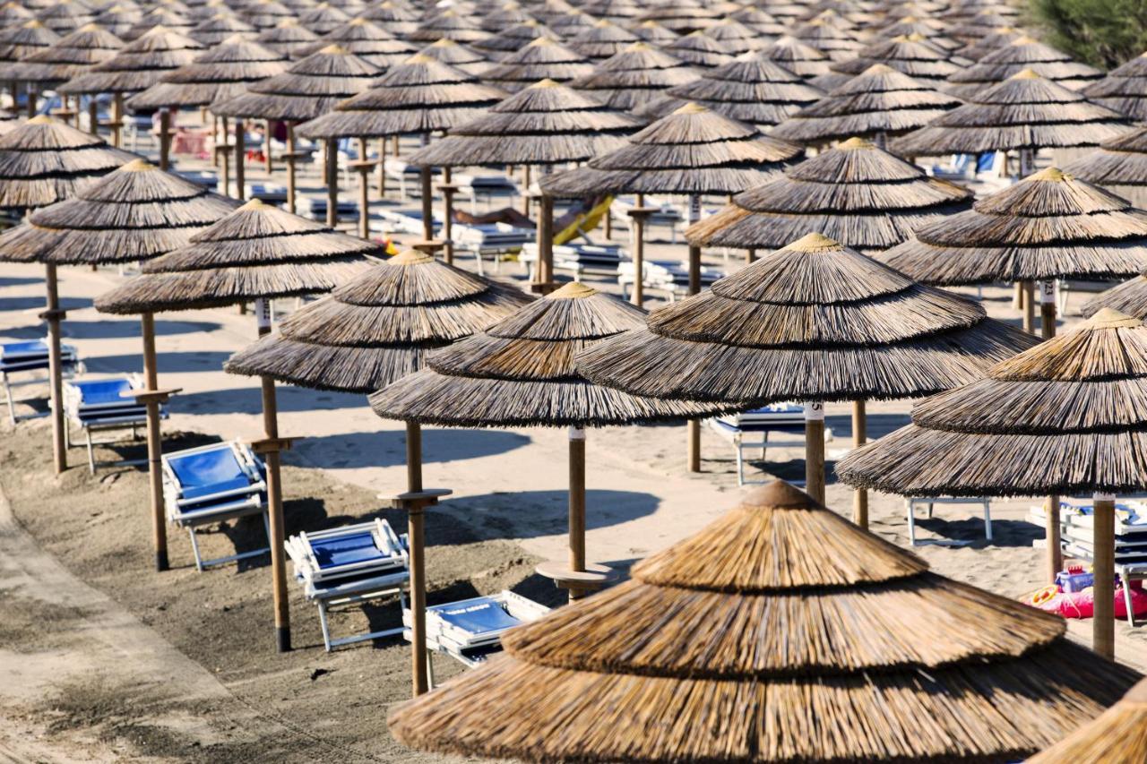 African Beach Hotel-Residence Manfredonia Esterno foto